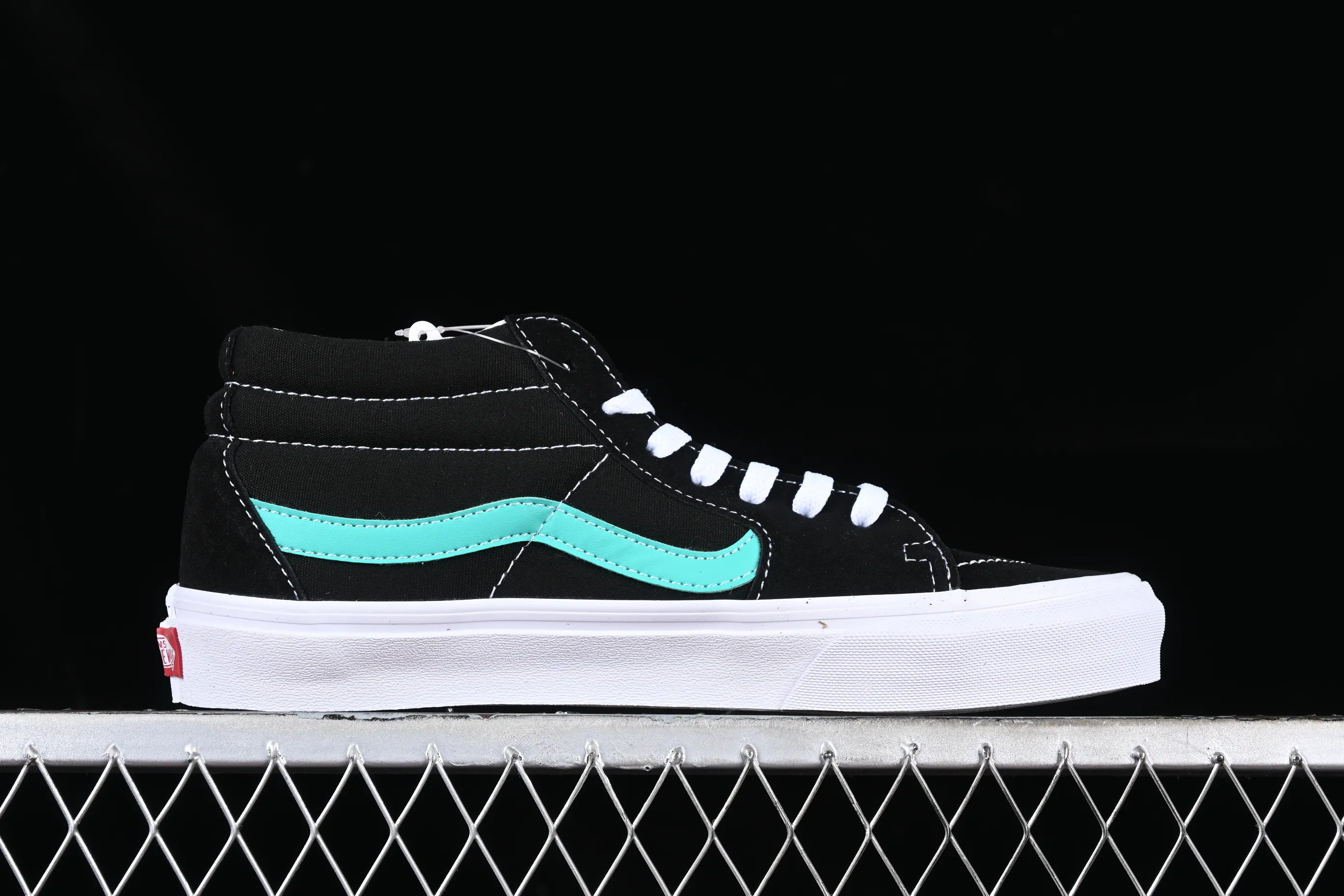 All categories Vans Vans series Vans Mid Vans SK8-Mid candy green/black green Vans official side striped mid-top canvas shoes VN0A3WM34FV